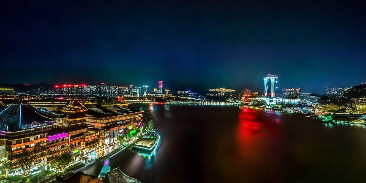 泰宁古城夜宴常态化演出,游客化身古人共赴明清市集